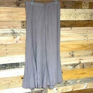 T Tahari size 12 gaucho tan color pants
